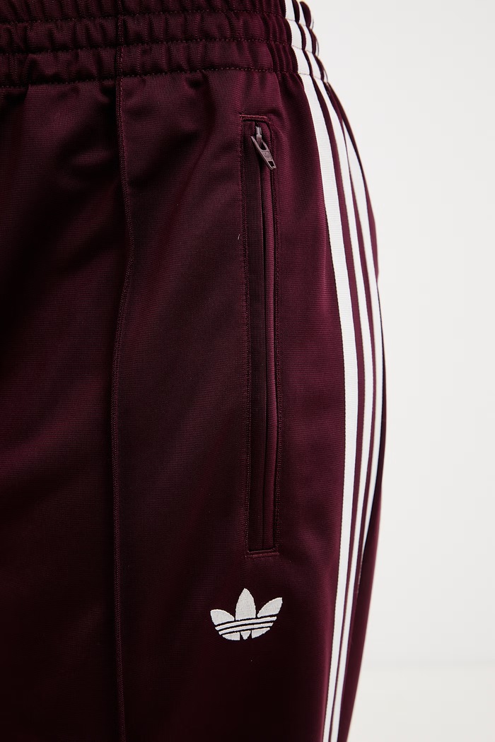 adidas Originals teplákové nohavice dámske Firebird burgundské KZ2509