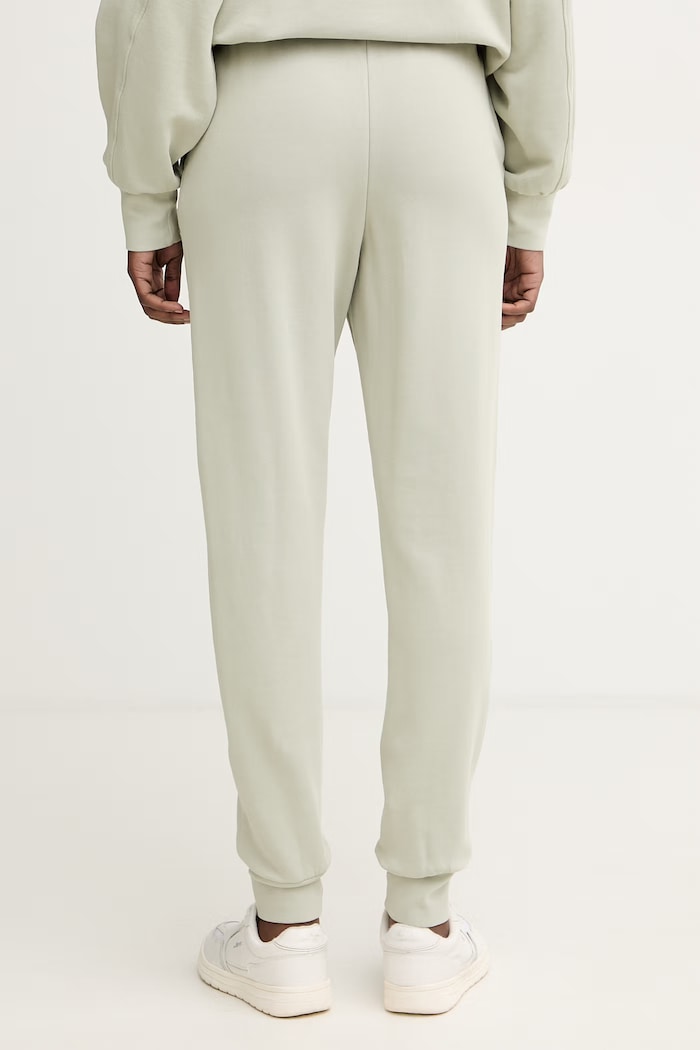 Odzież Armani Exchange spodnie dresowe damskie bawełniane XW001733.AF18990 beżowy