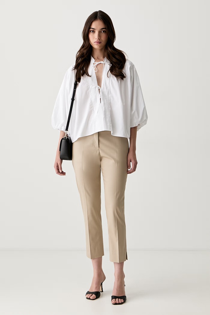 BOSS pantaloni carrot pentru femei, din bumbac cu elastan Tapria-Crop2 50551937 bej SS26