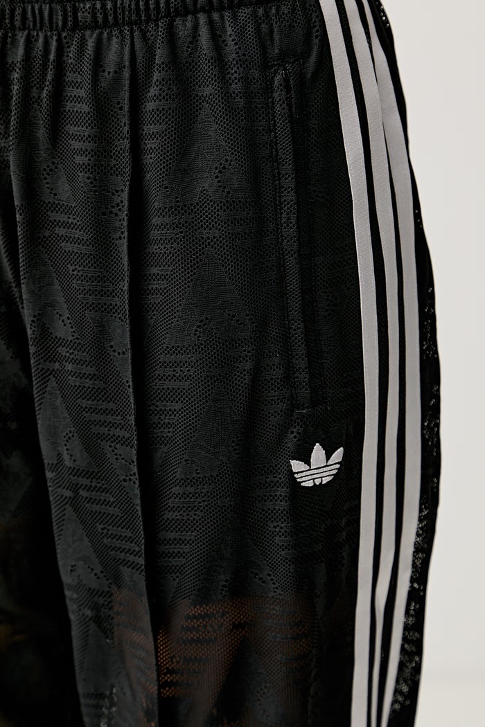adidas Originals pantaloni de trening pentru femei Firebird negru KD0346