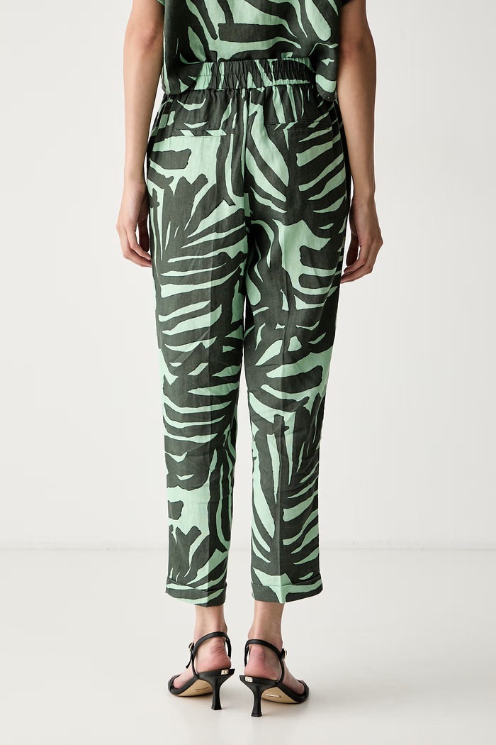 Odjeća United Colors of Benetton hlače za žene od lana 41GADF079 zelena