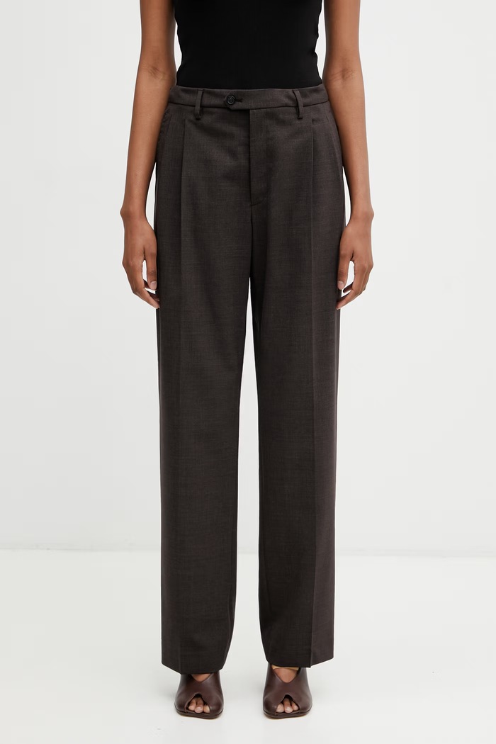 MM6 Maison Margiela spodnie straight damskie z wełną brązowy S62KB0259.M35733