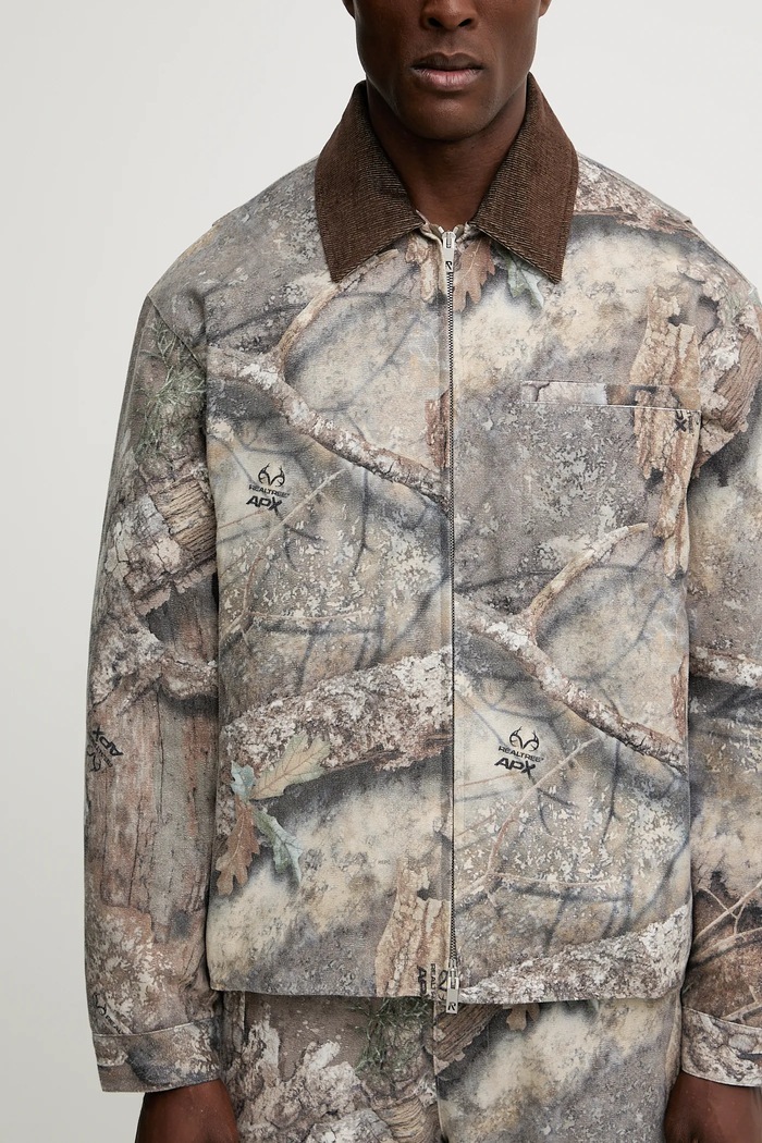 Бавовняна куртка Represent Real Tree Camo бежевий MLM100720.55