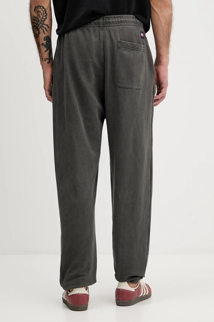 Oblečení Bavlněné tepláky Tommy Jeans DM0DM22360 šedá