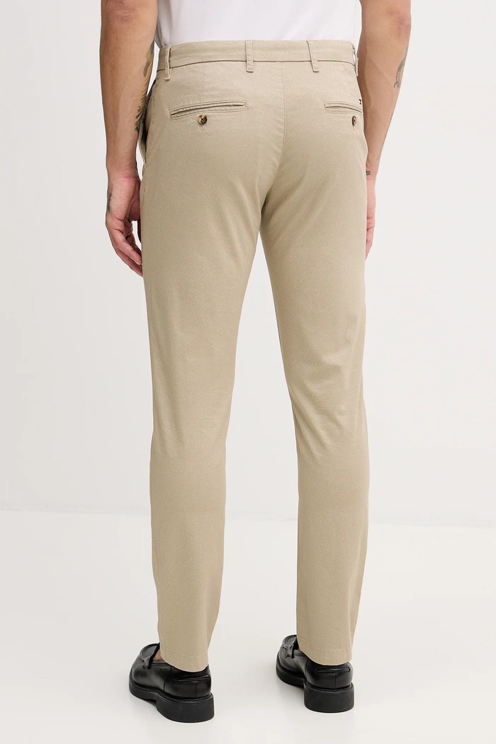 Oblečenie Tommy Hilfiger nohavice slim fit pánske s bavlnou MW0MW41924 béžová