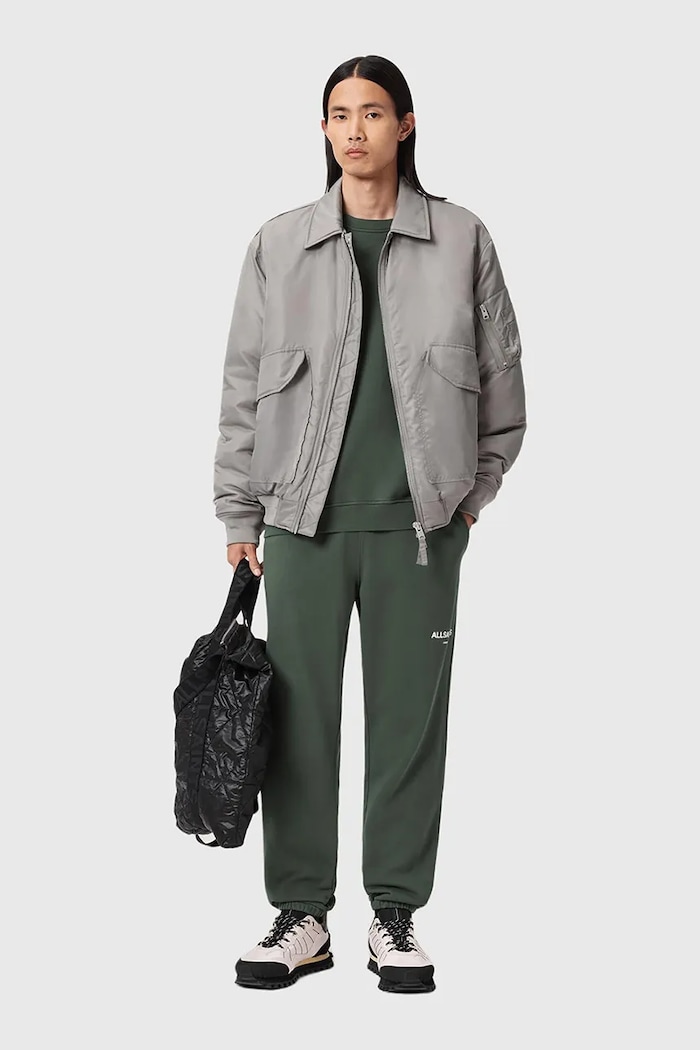 AllSaints pantaloni de trening din bumbac M034TD verde