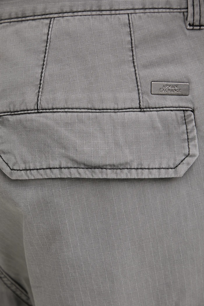 Pamučne hlače Armani Exchange siva XM001828.AF18577