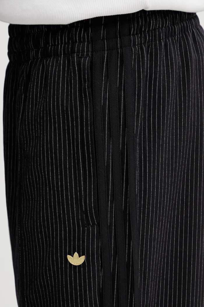 Kalhoty adidas Originals Firebird Track Pants černá KC9052