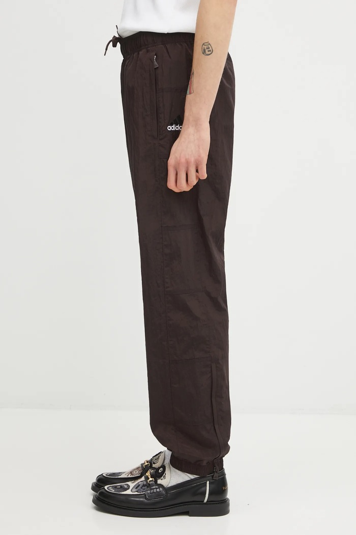 adidas Originals pantaloni Equipment Track Pants joggers marrone KD6611