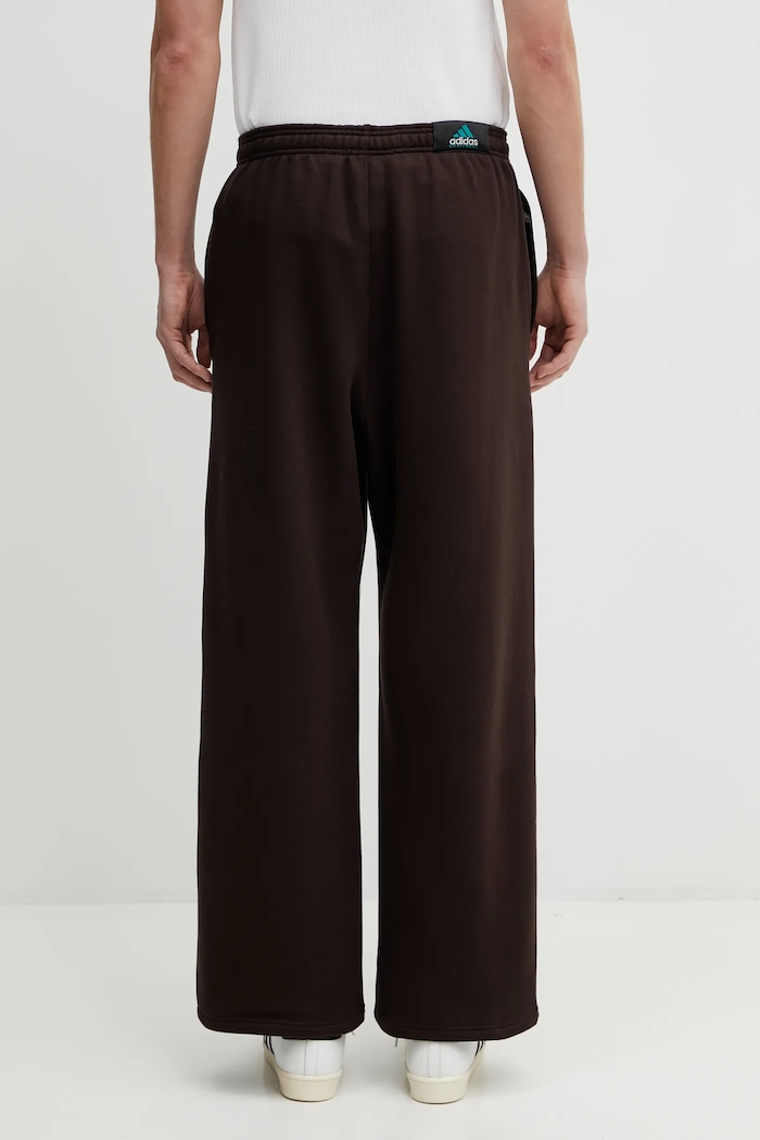 Дрехи Спортен панталон adidas Originals Equipment Sweatpants KS0494 кафяв