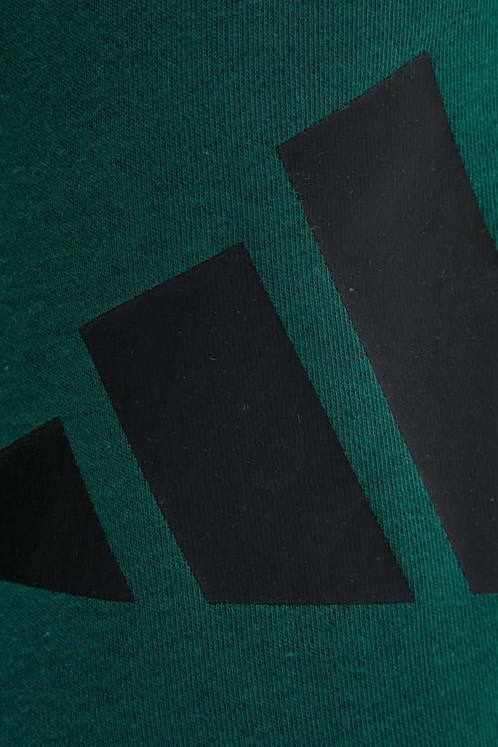 Спортен панталон adidas зелен JE8971
