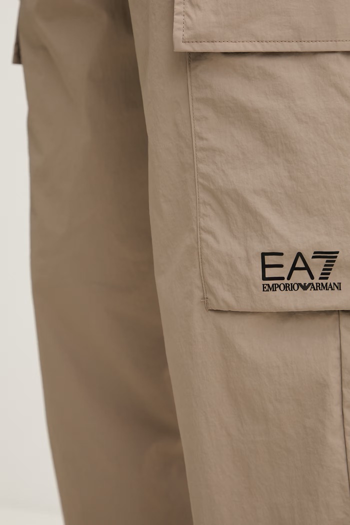 EA7 Emporio Armani spodnie cargo męskie brązowy AF13190.7M001284
