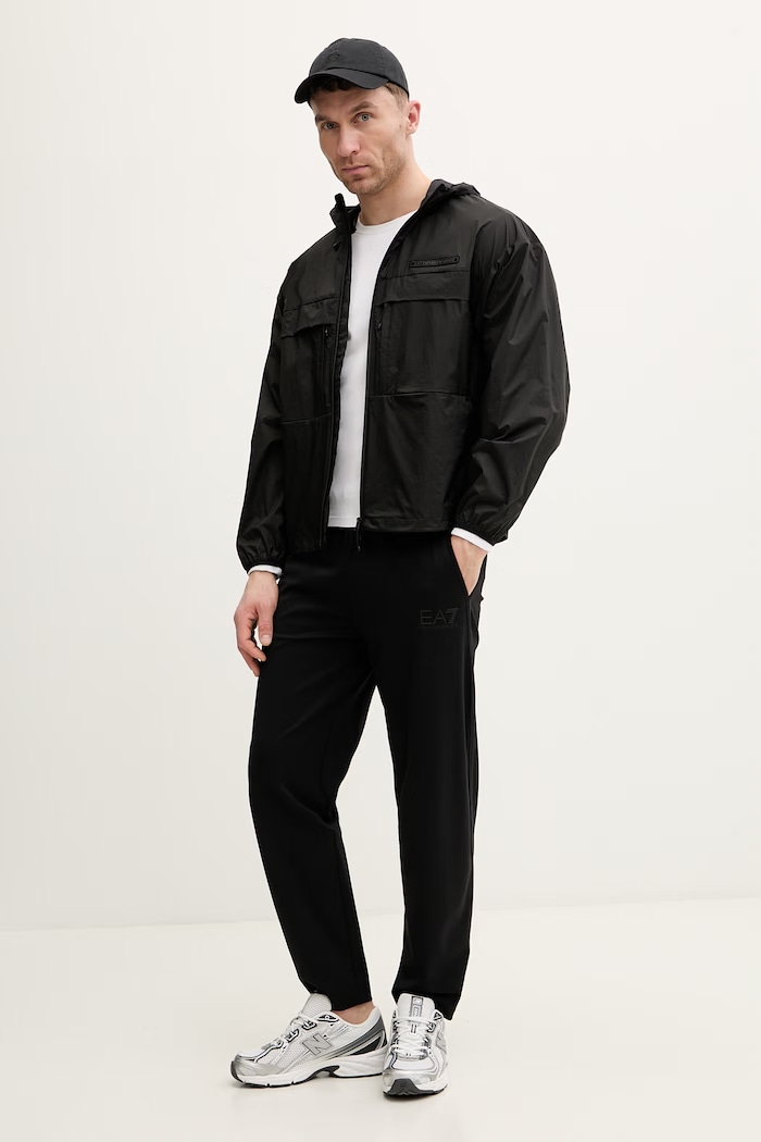 EA7 Emporio Armani teplákové nohavice pánske AF17160.7M001368 čierna SS26