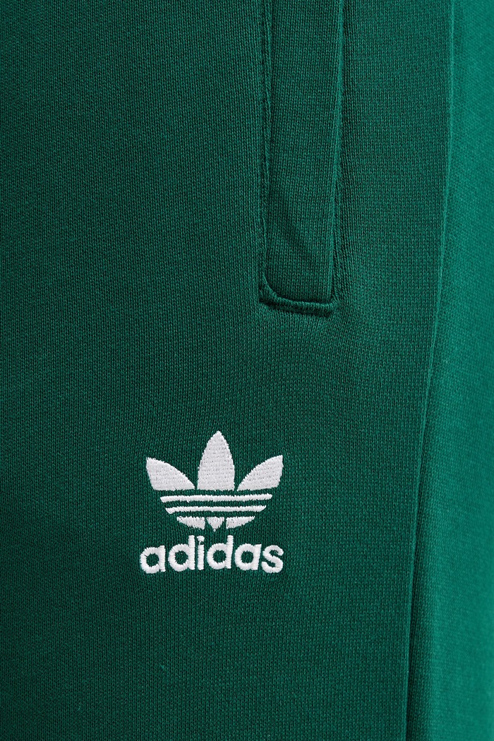 Bavlnené tepláky adidas Originals zelená KD1308