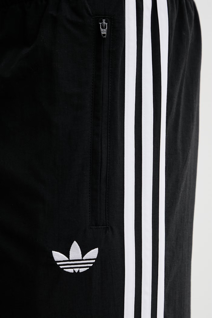 Tepláky adidas Originals Firebird KE1371 čierna
