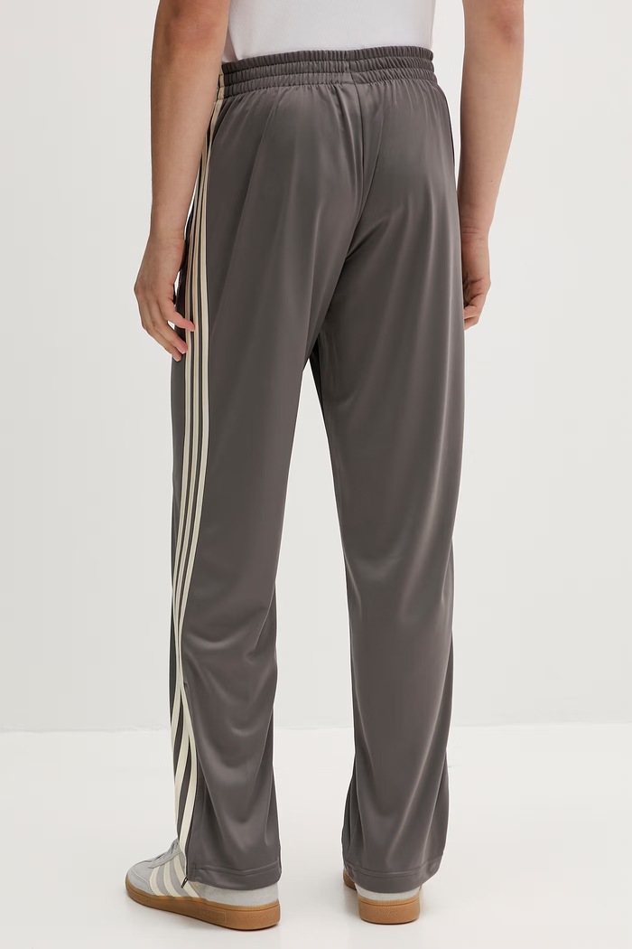 Odzież adidas Originals spodnie dresowe Firebird KE1650 szary