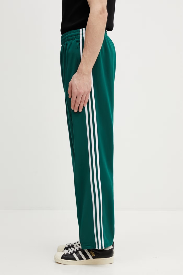 Спортен панталон adidas Originals щампа зелен KE3497