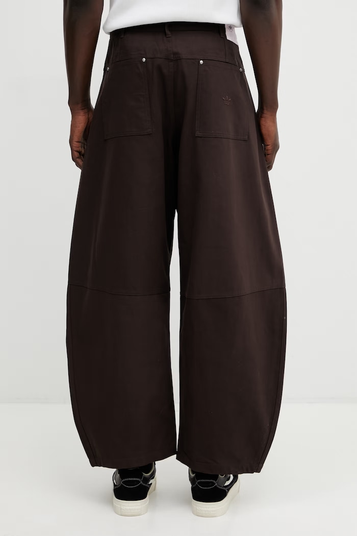 Odjeća Hlače adidas Originals KG6442 smeđa