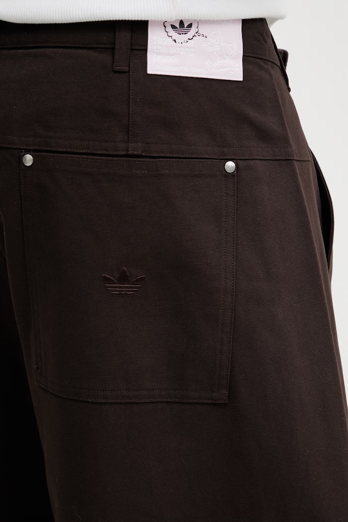 Hlače adidas Originals smeđa KG6442