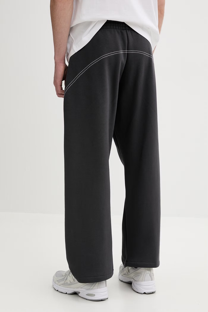 Tepláky adidas Originals KG6456 sivá SS26