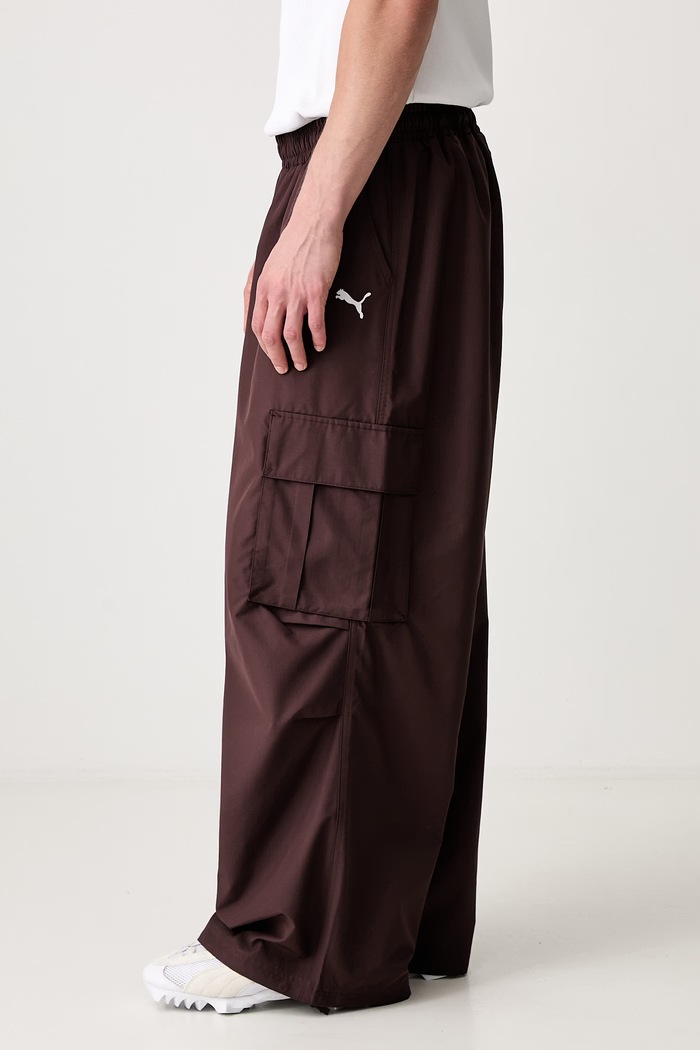Puma Future pantaloni de trening pentru bărbați maro 633033