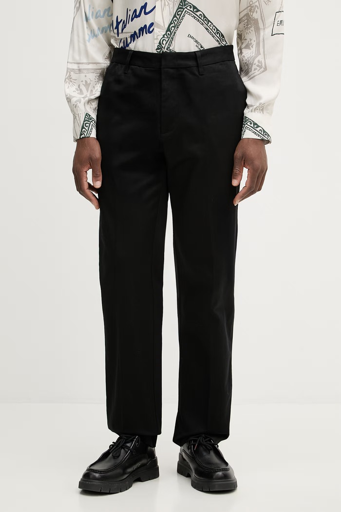 Emporio Armani spodnie regularne męskie bawełniane z elastanem z elastanem czarny EM003660.AF23585
