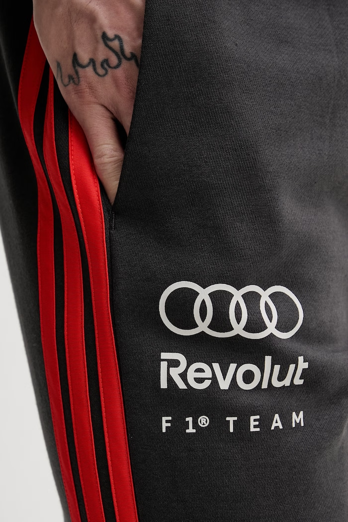 Adidas pantaloni de trening pentru bărbați x Audi KE6783 gri