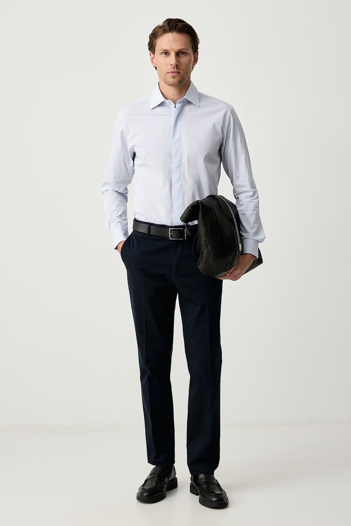 Sisley Παντελόνι chino ανδρικό βαμβακερό με ελαστάν σκούρο μπλε 4LWZSF05Z