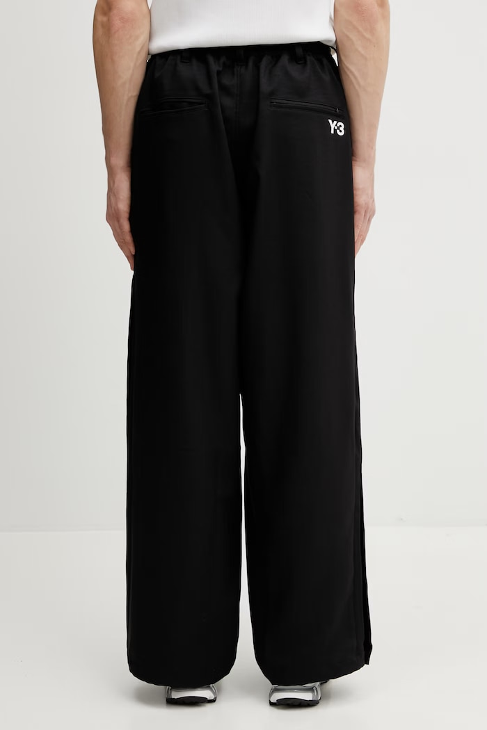 Odzież Y-3 spodnie SU BBALL PANTS KH3046 czarny