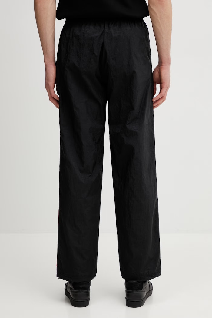 Ρούχα adidas Originals παντελόνι επίσημο Ανδρικό TRACK PANT KE0869 μαύρο