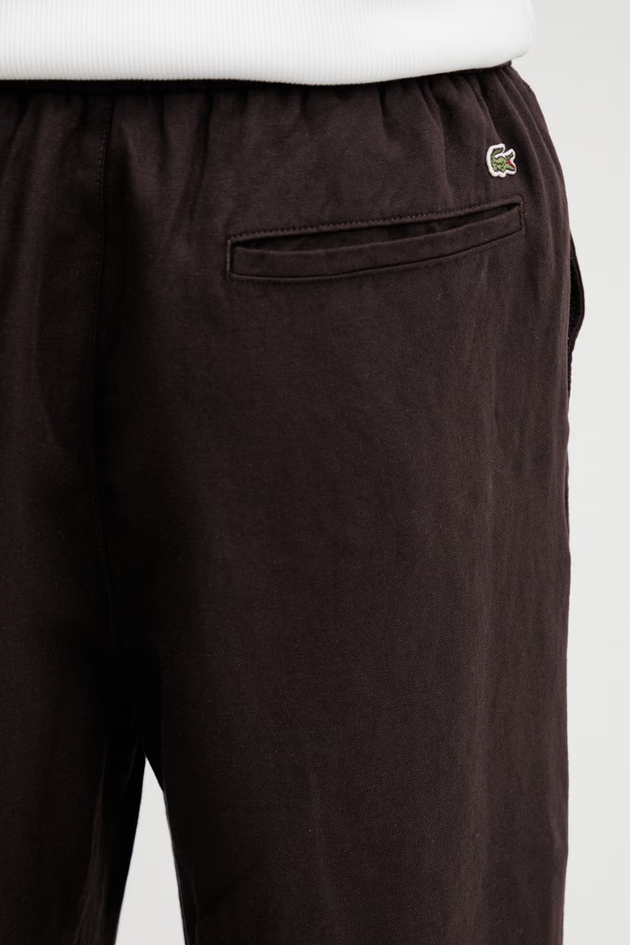 Παντελόνι με προσθήκη λινού Lacoste καφέ HH1972