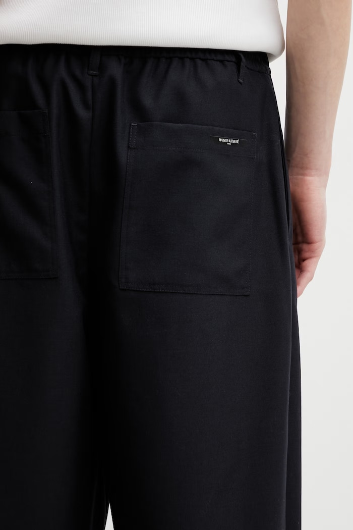 Maison Kitsuné pantaloni da uomo blu navy QM01105WT3031