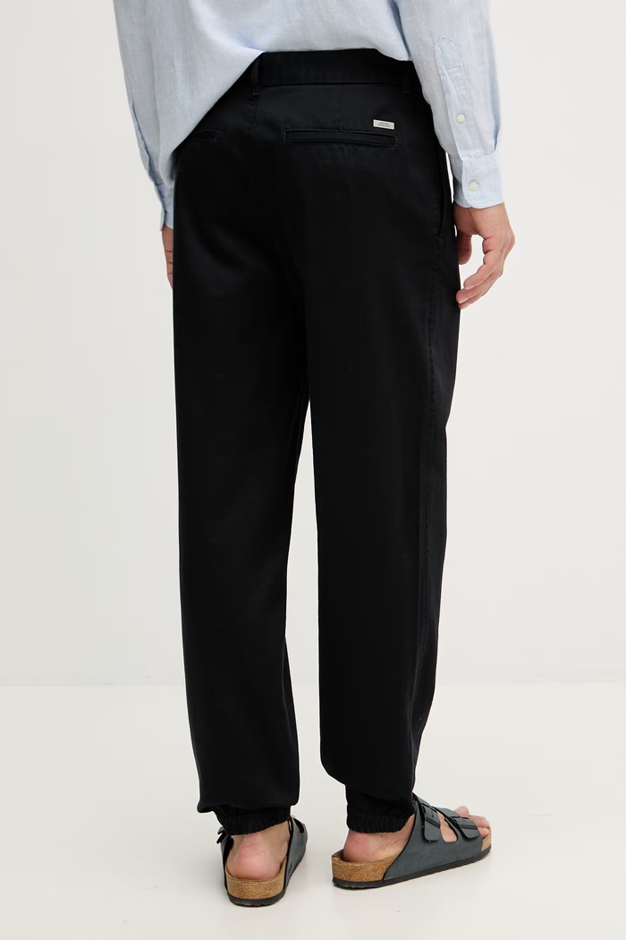 Îmbrăcăminte Armani Exchange pantaloni pentru bărbați din bumbac XM002415.AF22642 bleumarin