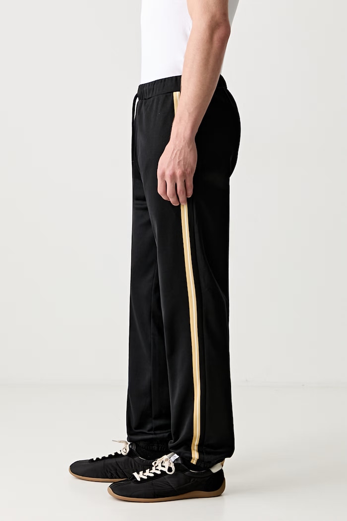 Fred Perry spodnie dresowe męskie T2303 czarny SS26