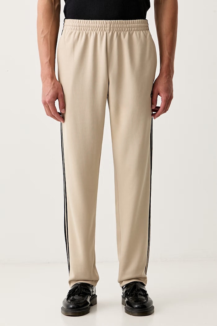 adidas Originals pantaloni de trening pentru bărbați, cu bumbac bej KE6683