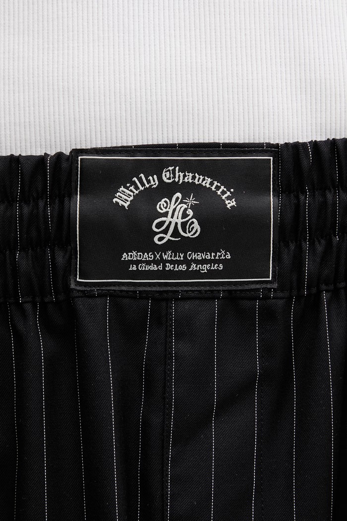 adidas Originals x Willy Chavarria pantaloni pentru bărbați cu amestec de lână merino KR8688 negru