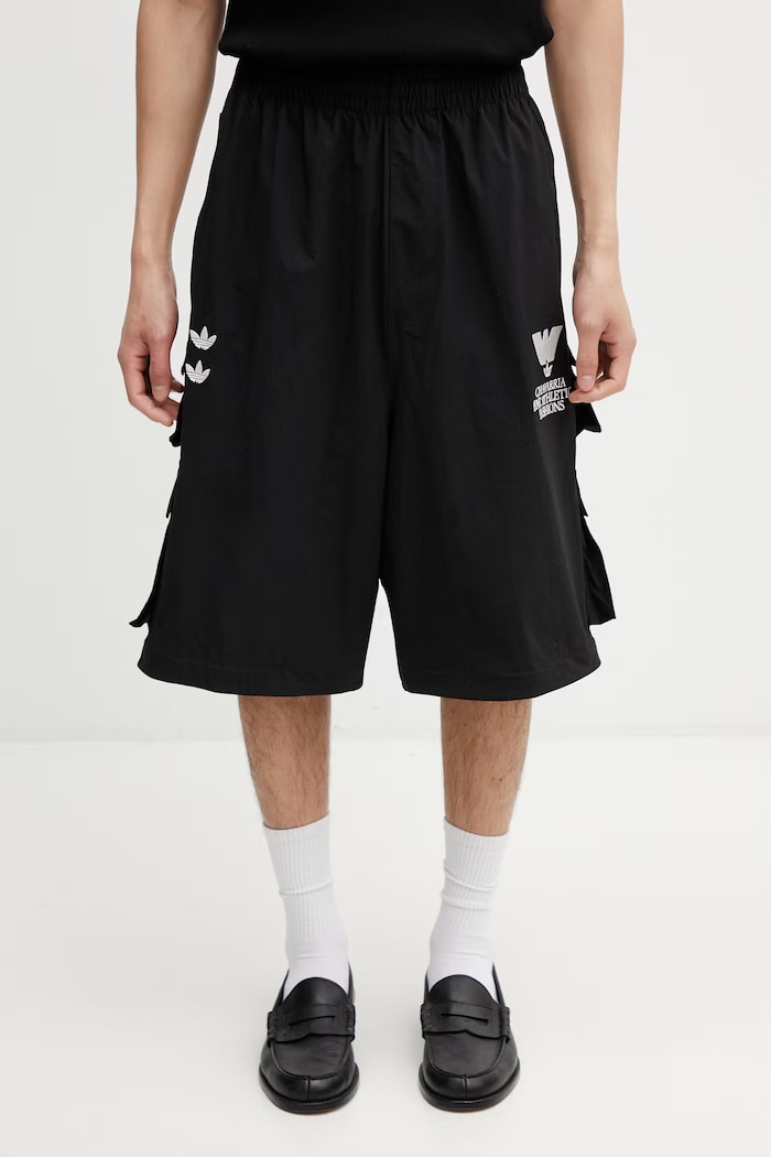 adidas Originals adidas x Willy Chavaria pantaloni de trening pentru bărbați KS6439. negru