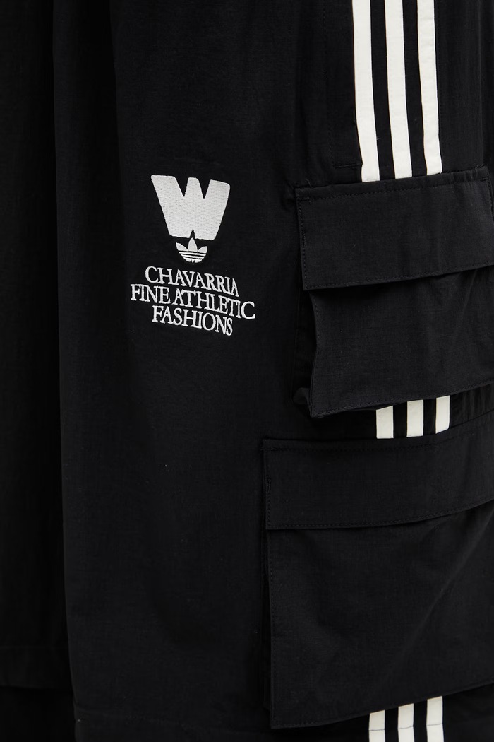 adidas Originals adidas x Willy Chavaria pantaloni de trening pentru bărbați KS6439.