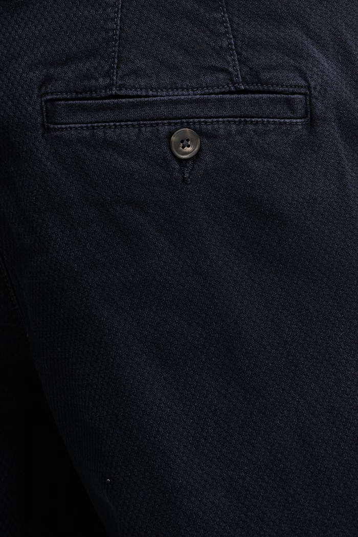 United Colors of Benetton spodnie chinos męskie bawełniane z elastanem granatowy 42D6UF062