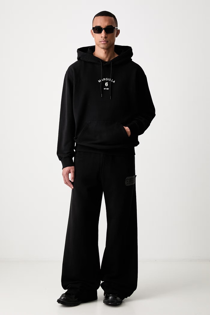 MM6 Maison Margiela spodnie dresowe bawełniane męskie SH2KA0068.M25014 czarny SS26