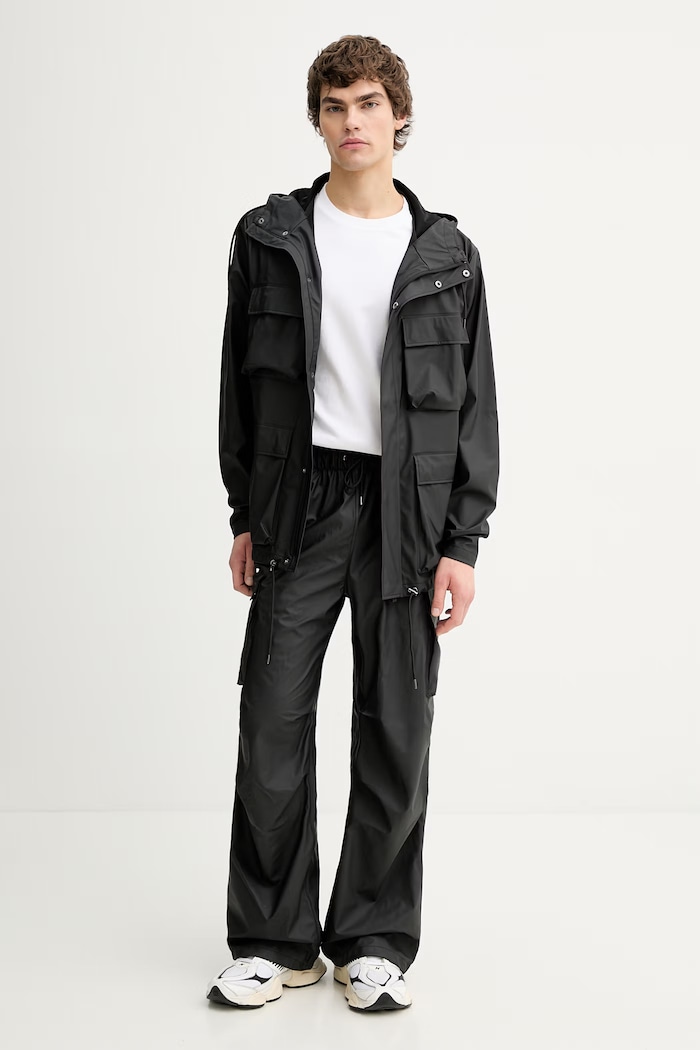 Odzież Rains spodnie dresowe 18310 Pocket Rain Pants Wide W3 18310.01 czarny