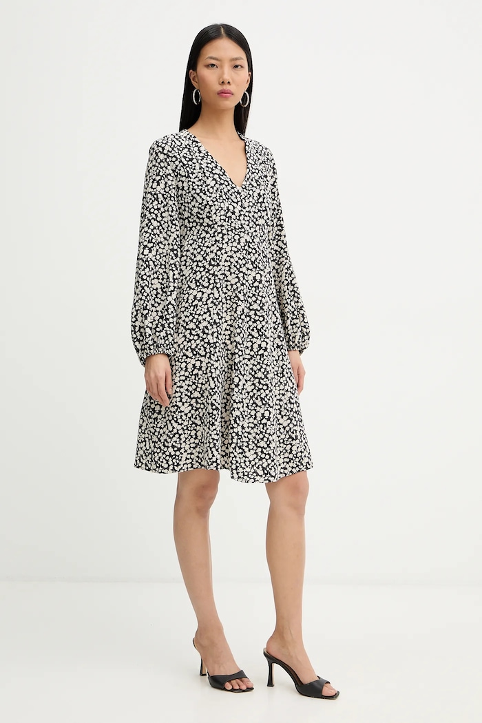 Hedvábné šaty Weekend Max Mara QUIZ mini černá 2615221051600