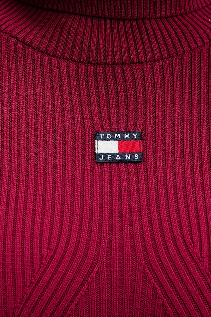 Šaty Tommy Jeans DW0DW21910 burgundské