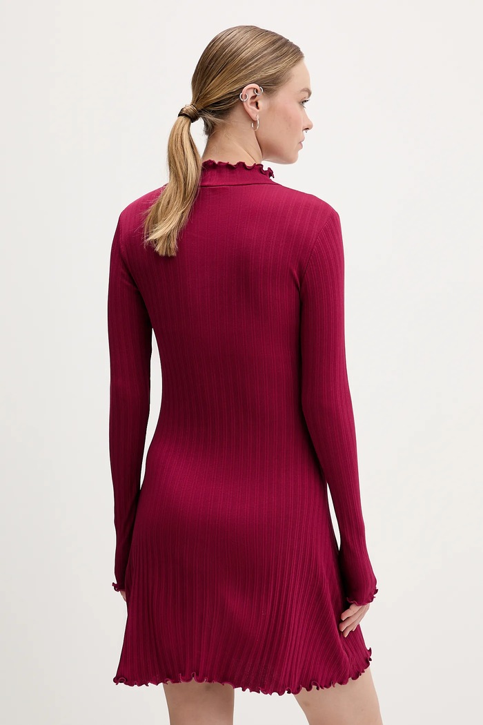 Ruházat Tommy Jeans ruha DW0DW22576 rózsaszín