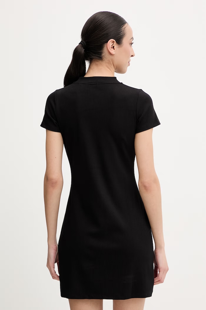Oblečenie Šaty Guess LAVINIA V6RK06.K8RT2 čierna