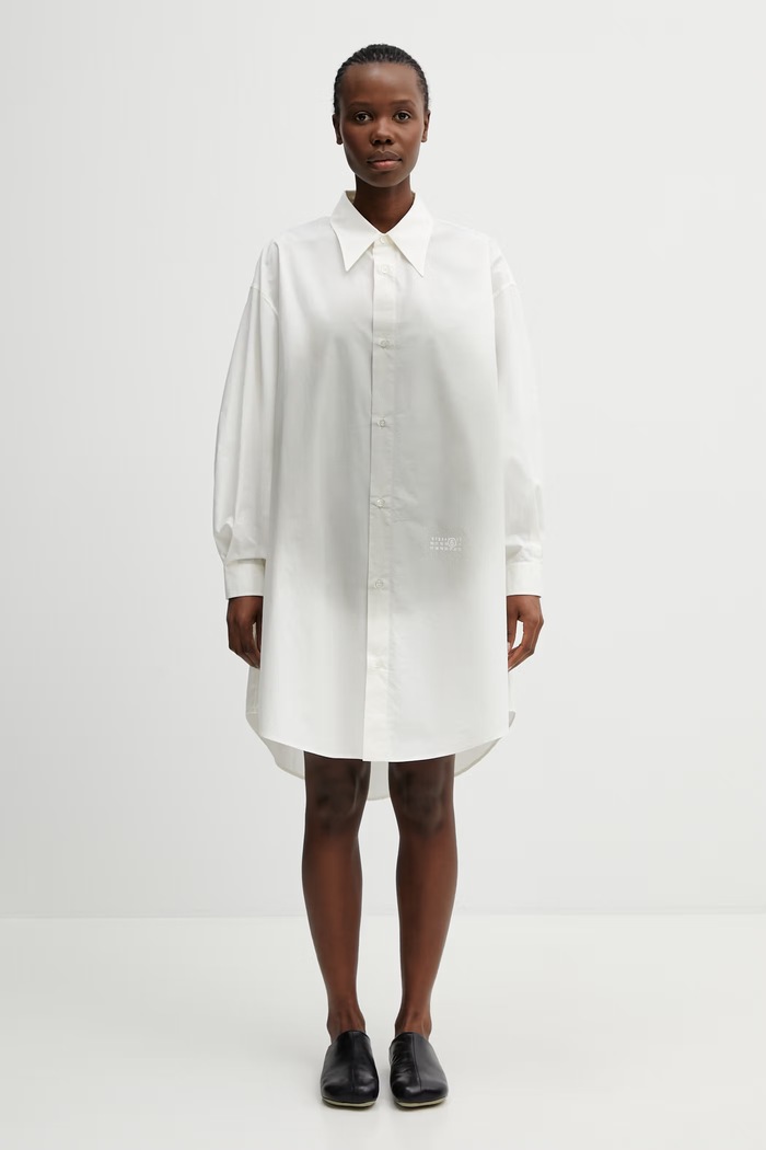 MM6 Maison Margiela Sukienka koszulowa bawełniana beżowy S52CT0797.M35256.101