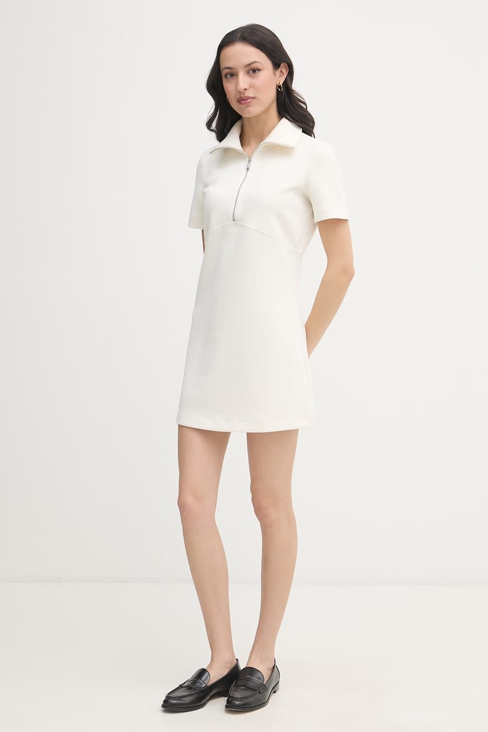Calvin Klein Jeans šaty s viskózou LV044F207G béžová SS26