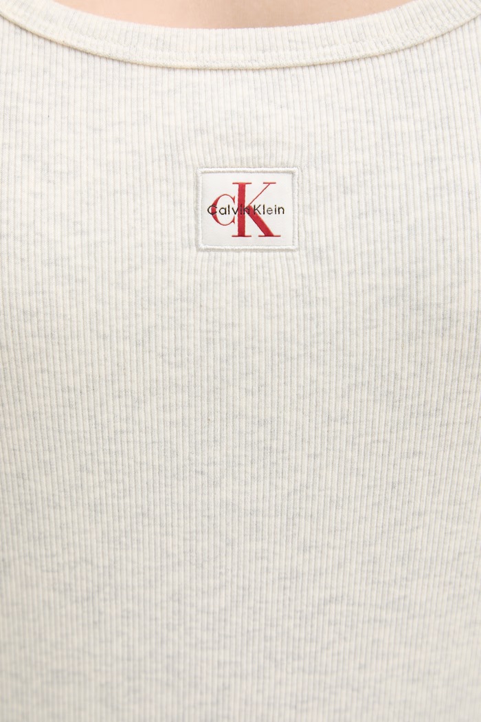 Calvin Klein Jeans šaty bavlnené s elastanom LV047F257G sivá