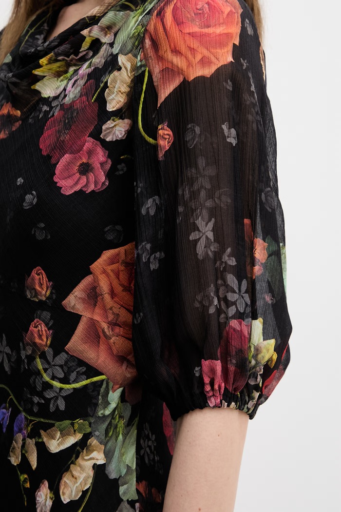 Šaty s prímesou hodvábu AllSaints TIWA W013DE čierna