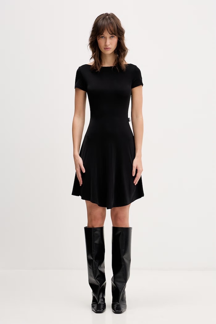 VETEMENTS sukienka Ribbon okrągły czarny WE76DR448B